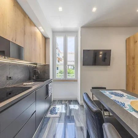 Anzio Central Apartments *