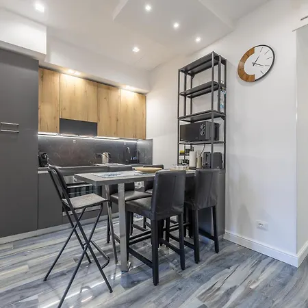 Apartmán Anzio Central Apartments Anzio